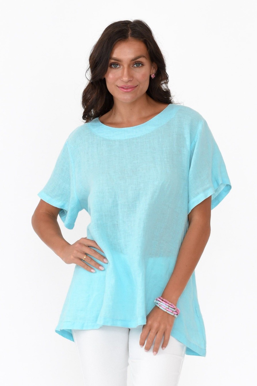 Clothing Cali and Co Linen Tops | Micah Blue Linen Scoop Neck Top